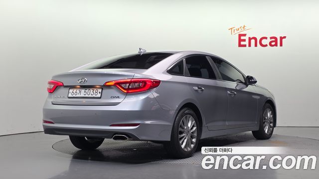 Hyundai Sonata 2015 — photo 2