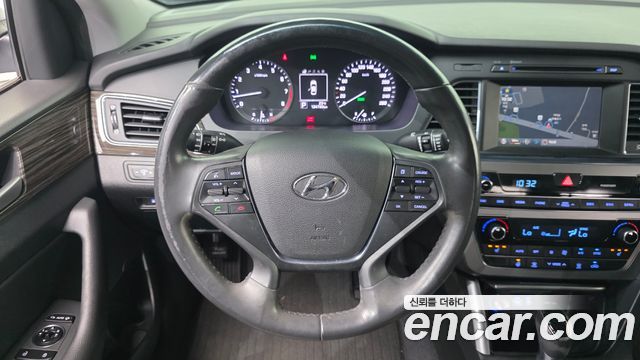 Hyundai Sonata 2015 — photo 13