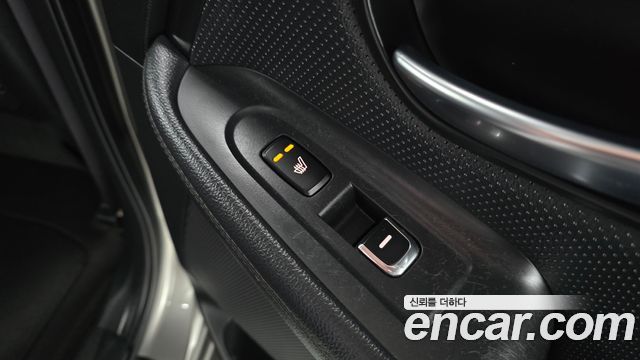 Kia Carens 2014 — photo 22
