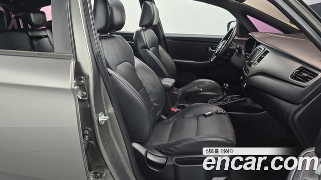 Kia Carens 2014 — photo 16