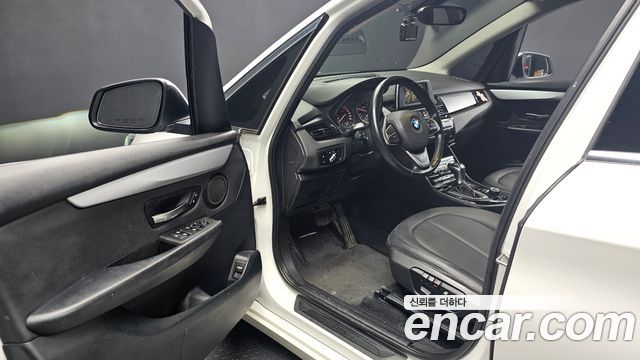 BMW 2-Series 2015 — photo 10