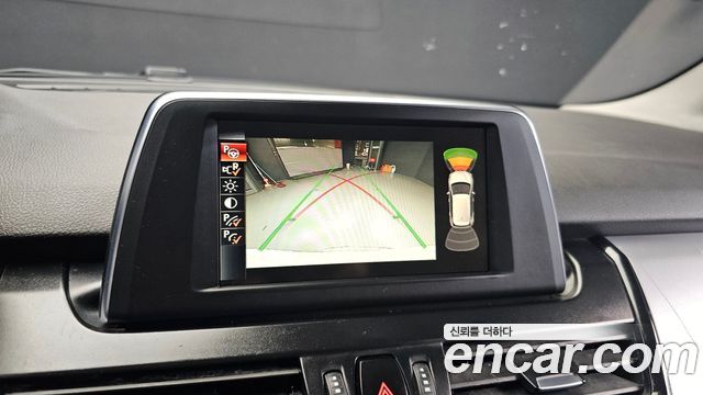 BMW 2-Series 2015 — photo 16
