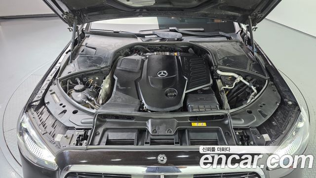 Mercedes-Benz S-Class 2021 — photo 6