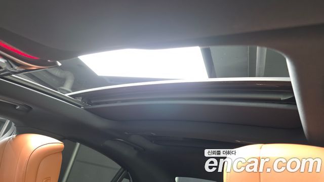 Mercedes-Benz S-Class 2021 — photo 22
