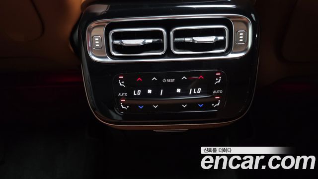 Mercedes-Benz S-Class 2021 — photo 31