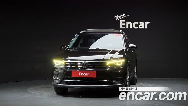 Volkswagen Tiguan 2018 — photo 3