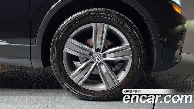 Volkswagen Tiguan 2018 — photo 5