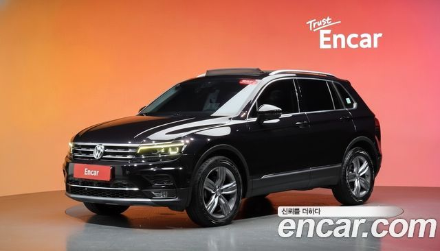 Volkswagen Tiguan 2018 — photo 1
