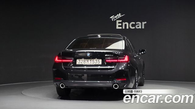 BMW 3-Series 2025 — photo 4