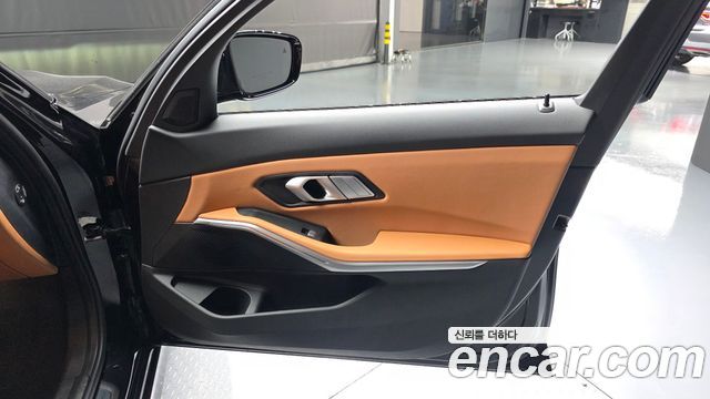 BMW 3-Series 2025 — photo 15
