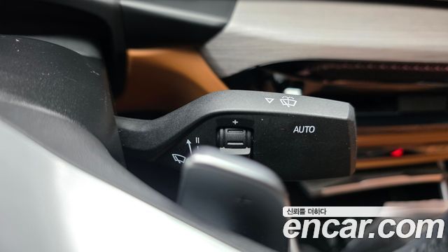 BMW 3-Series 2025 — photo 28