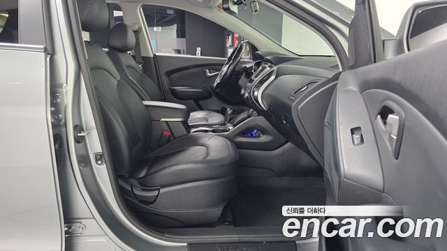 Hyundai Tucson 2010 — photo 11