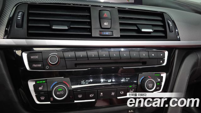 BMW 4-Series 2019 — photo 17
