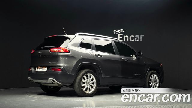 Jeep Cherokee 2014 — photo 2