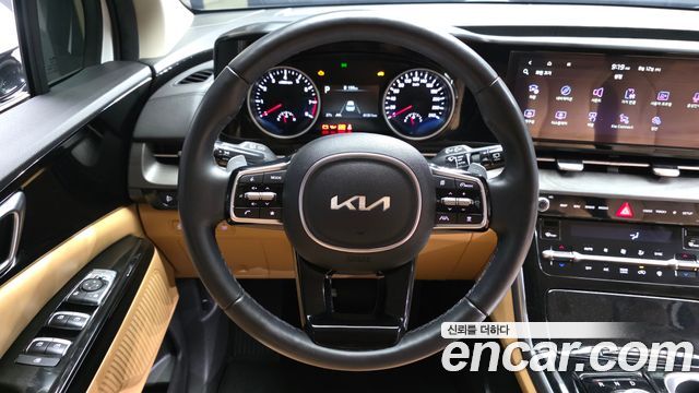 Kia Canival 2023 — photo 19