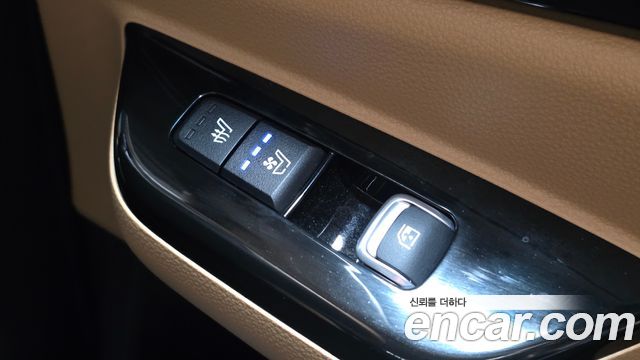 Kia Canival 2023 — photo 24