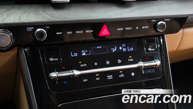 Kia Canival 2023 — photo 25