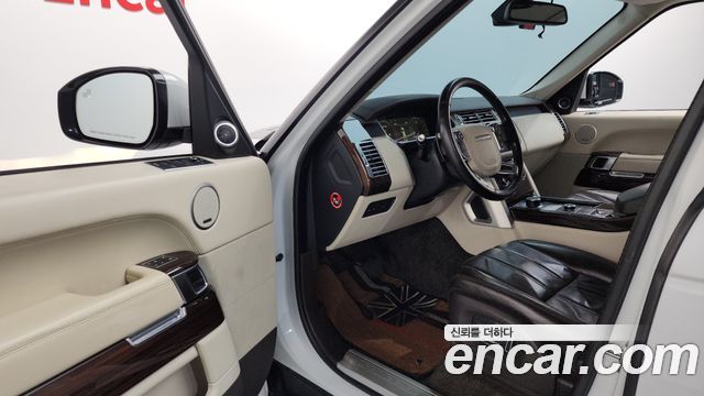 Land Rover Range Rover 2016 — photo 10