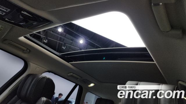 Land Rover Range Rover 2016 — photo 11