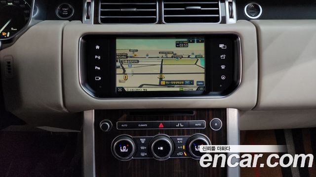 Land Rover Range Rover 2016 — photo 15