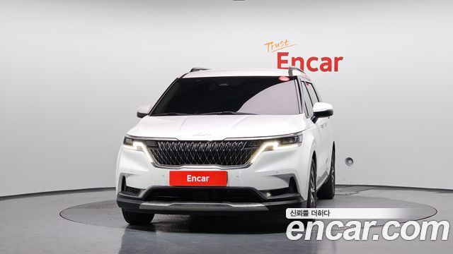 Kia Canival 2023 — photo 3