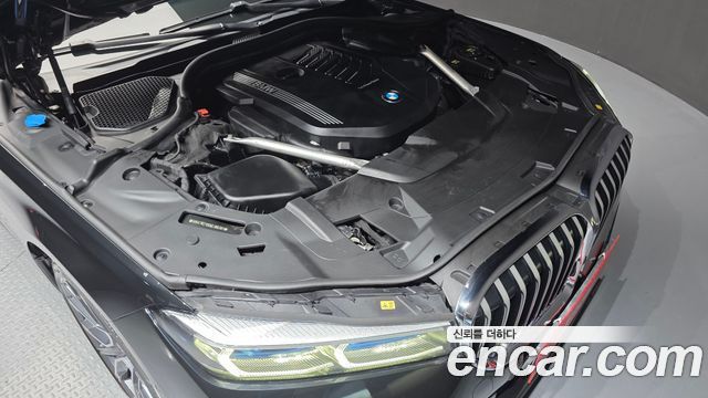 BMW 7-Series 2022 — photo 6