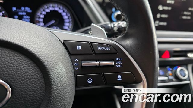 Hyundai Sonata 2020 — photo 28