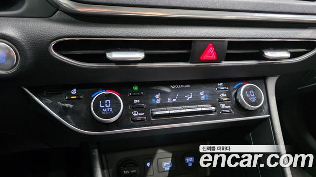 Hyundai Sonata 2020 — photo 32