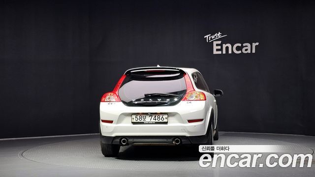 Volvo C30 2012 — photo 4