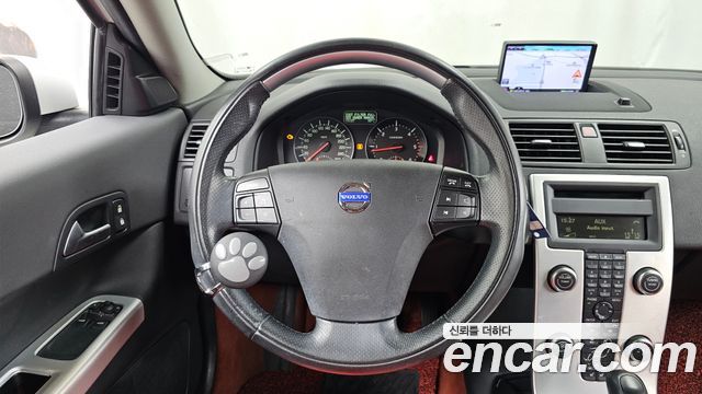 Volvo C30 2012 — photo 13