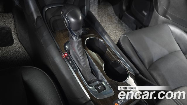 Chevrolet Korea Malibu 2021 — photo 12