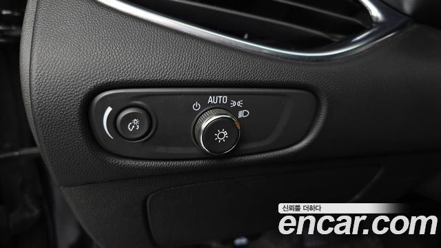 Chevrolet Korea Malibu 2021 — photo 24