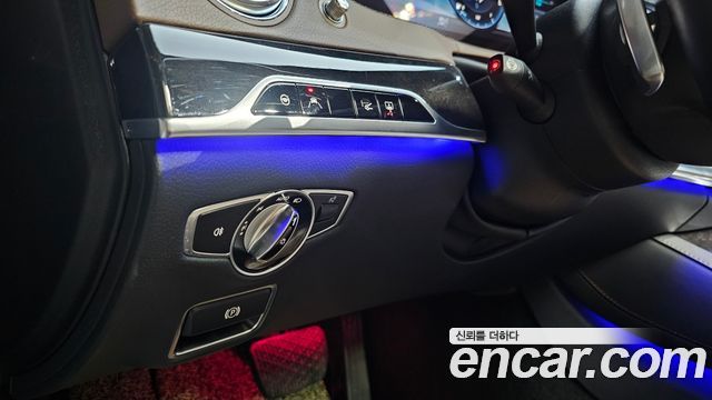 Mercedes-Benz S-Class 2018 — photo 23