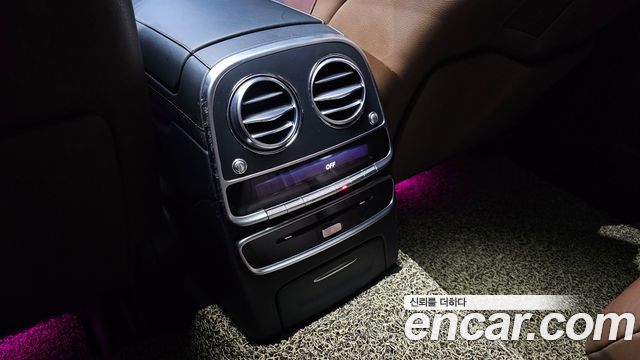 Mercedes-Benz S-Class 2018 — photo 36