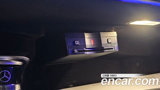 Mercedes-Benz S-Class 2018 — photo 38