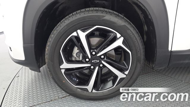 Chevrolet Korea Trailblazer 2021 — photo 5