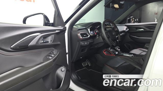 Chevrolet Korea Trailblazer 2021 — photo 13