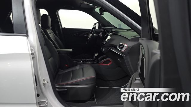 Chevrolet Korea Trailblazer 2021 — photo 17
