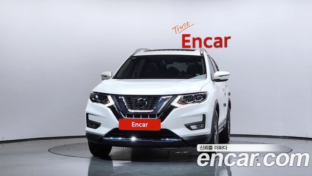 Nissan X-Trail 2018 — photo 3