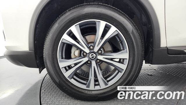 Nissan X-Trail 2018 — photo 5