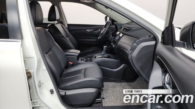 Nissan X-Trail 2018 — photo 11