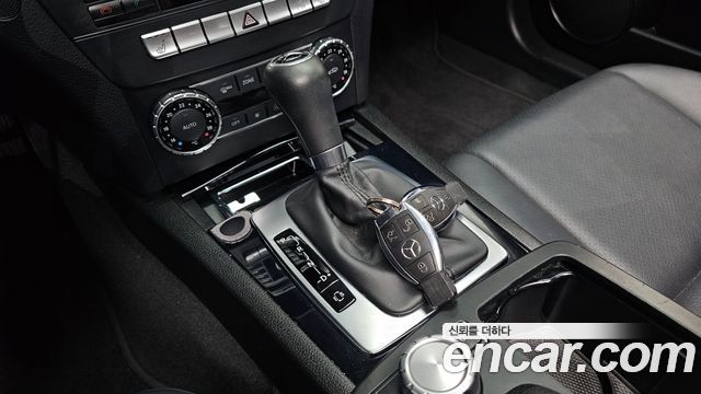 Mercedes-Benz C-Class 2013 — photo 9