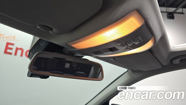 Mercedes-Benz C-Class 2013 — photo 17