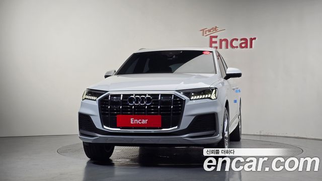 Audi Q7 2022 — photo 3