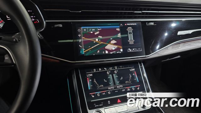 Audi Q7 2022 — photo 18