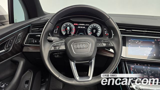 Audi Q7 2022 — photo 19