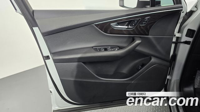 Audi Q7 2022 — photo 14