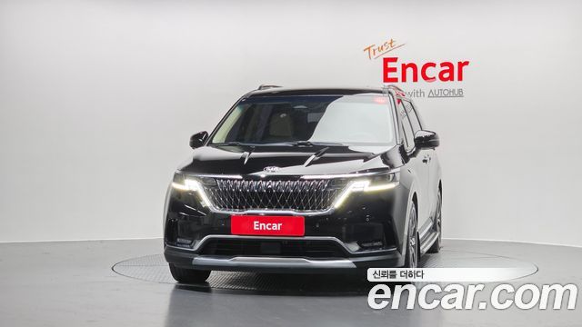 Kia Canival 2021 — photo 3