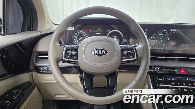 Kia Canival 2021 — photo 13