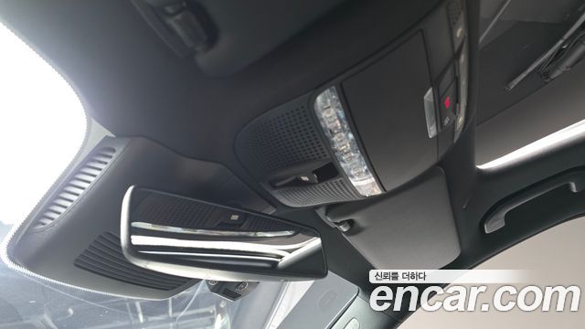Mercedes-Benz E-Class 2020 — photo 27